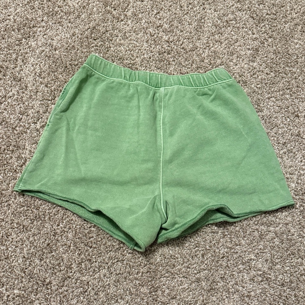 Universal Threads Shorts - Picture 3 of 3